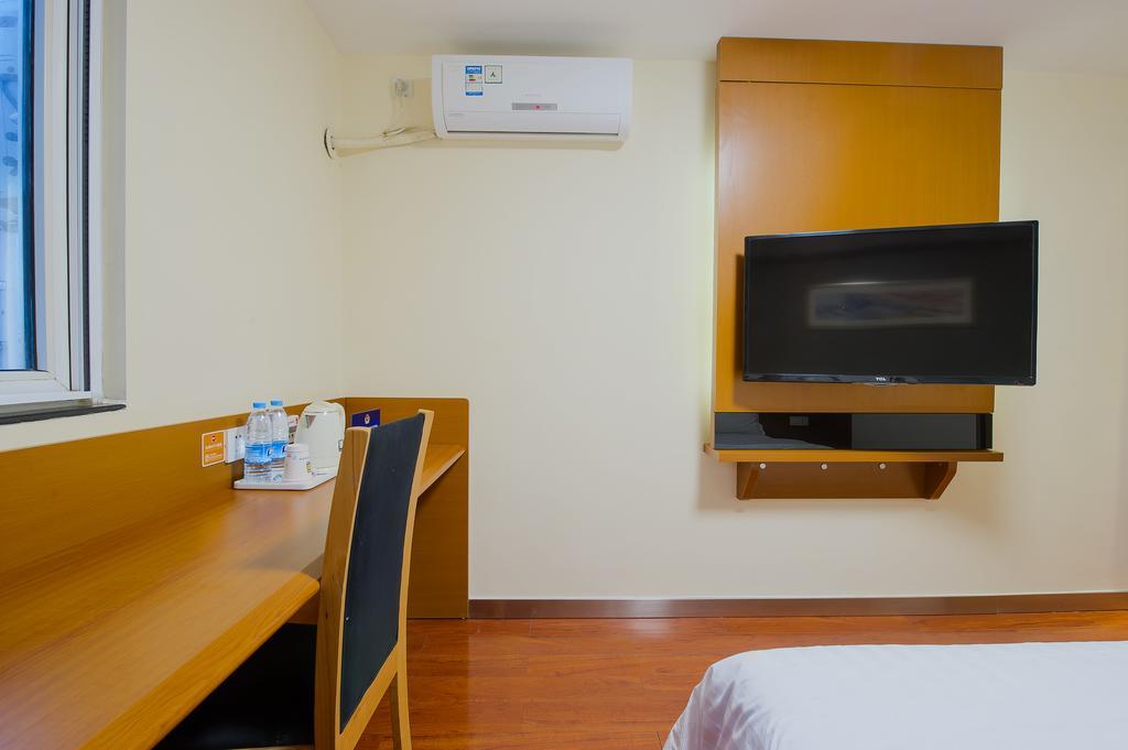 7Days Premium Guilin Seven Star International Exhibition Center Hotel Стая снимка